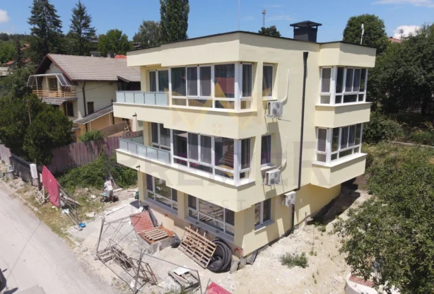 Агенция за недвижими имоти - Имоти Премиер - имот - 1227207, Цена: 949000 EUR
