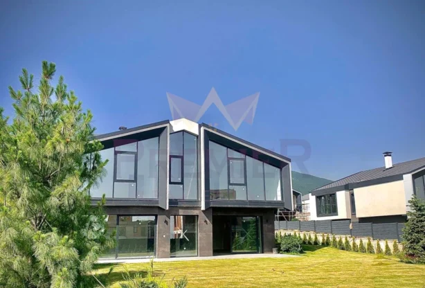 Агенция за недвижими имоти - Имоти Премиер - имот - 938662, Цена: 820000 EUR