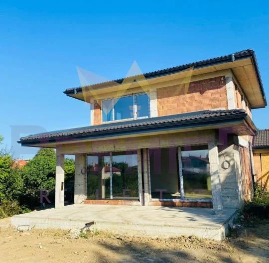 Агенция за недвижими имоти - Имоти Премиер - имот - 1164343, Цена: 310000 EUR