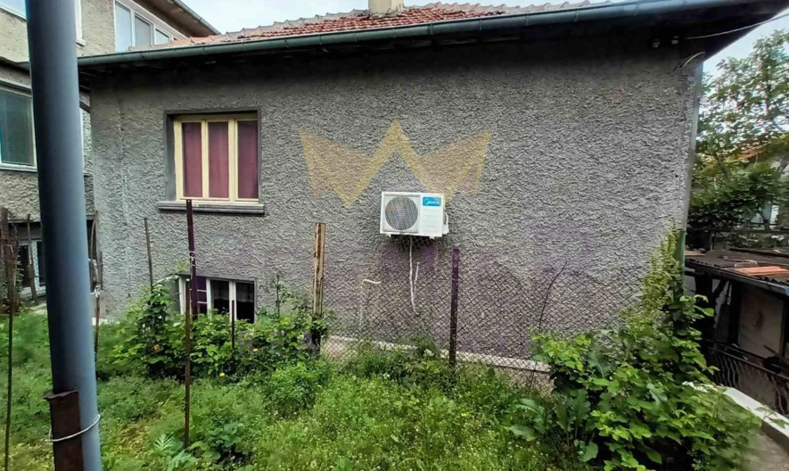 Къща гр.Провадия - - снимка 13 - Имоти Премиер