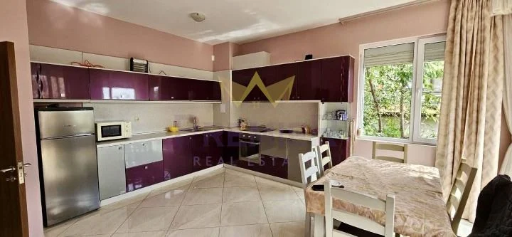 Къща Каблешково 4спални -  - снимка 1 - Имоти Премиер