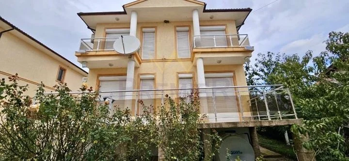 Къща Каблешково 4спални -  - снимка 17 - Имоти Премиер