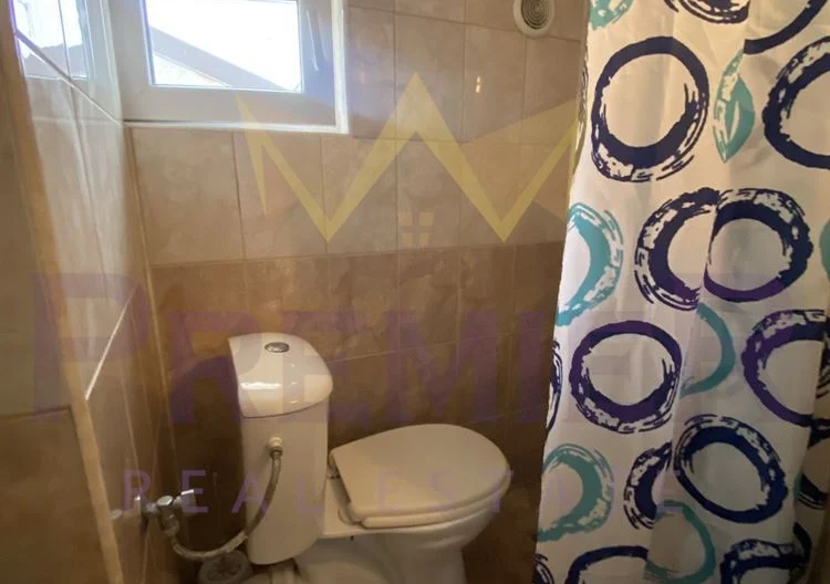 КЪЩА, КОЛХОЗЕН ПАЗАР -  - снимка 10 - Имоти Премиер