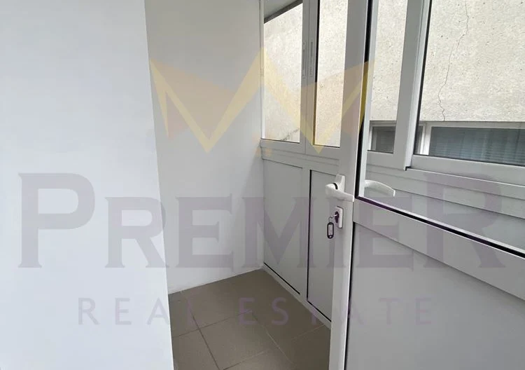 КЪЩА, КОЛХОЗЕН ПАЗАР -  - снимка 3 - Имоти Премиер