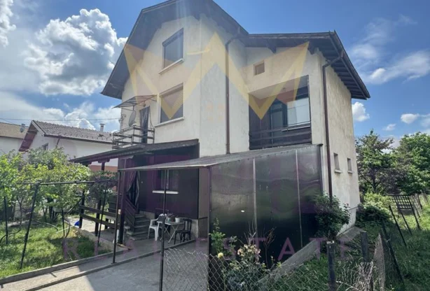 Агенция за недвижими имоти - Имоти Премиер - имот - 1226184, Цена: 169900 EUR