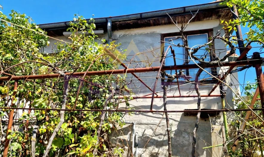 Къща кв. Банево, гр. Бургас -  - снимка 7 - Имоти Премиер