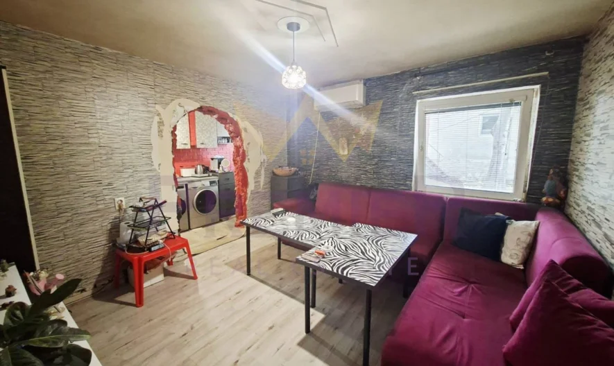 Къща кв. Христо Ботев -  - снимка 1 - Имоти Премиер