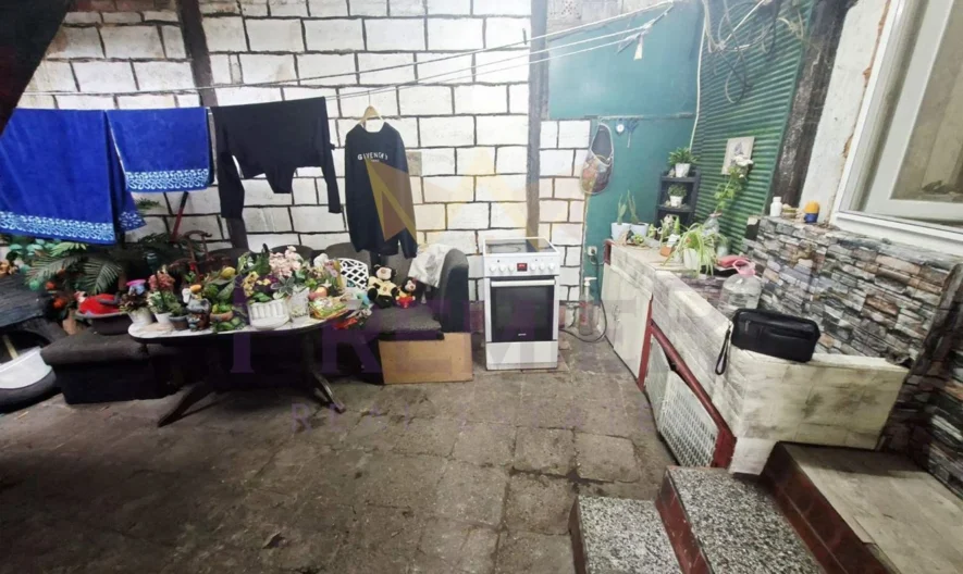 Къща кв. Христо Ботев -  - снимка 5 - Имоти Премиер