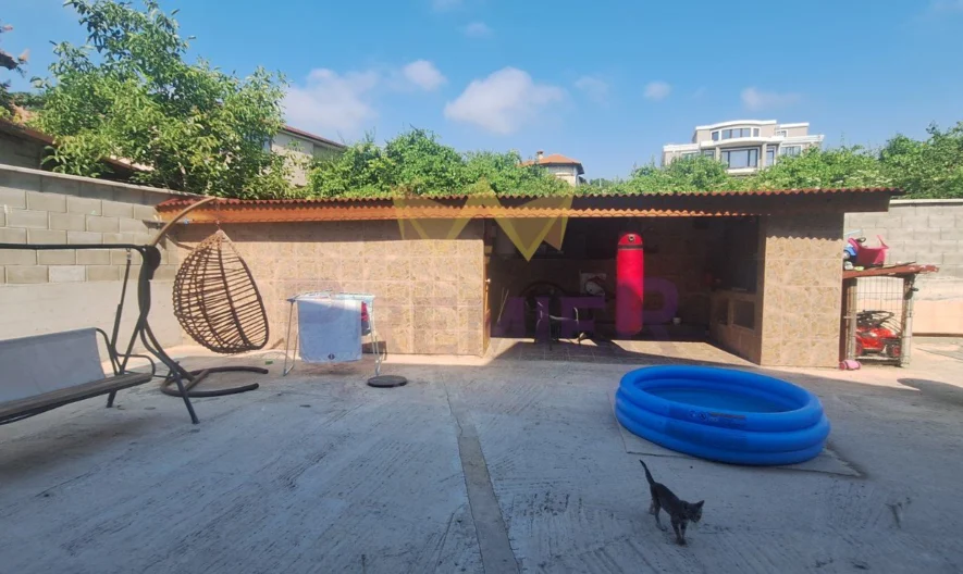 Къща, м-т Ален Мак -  - снимка 18 - Имоти Премиер