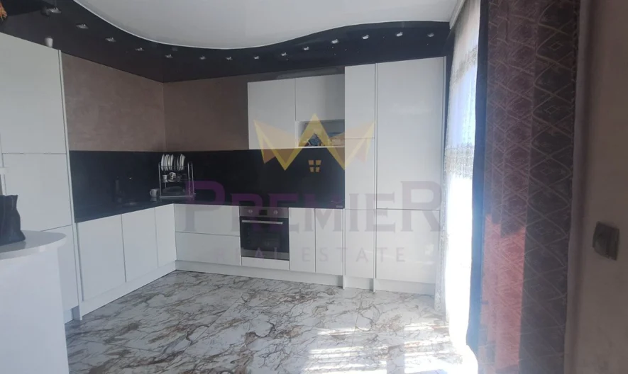 Къща, м-т Ален Мак -  - снимка 2 - Имоти Премиер