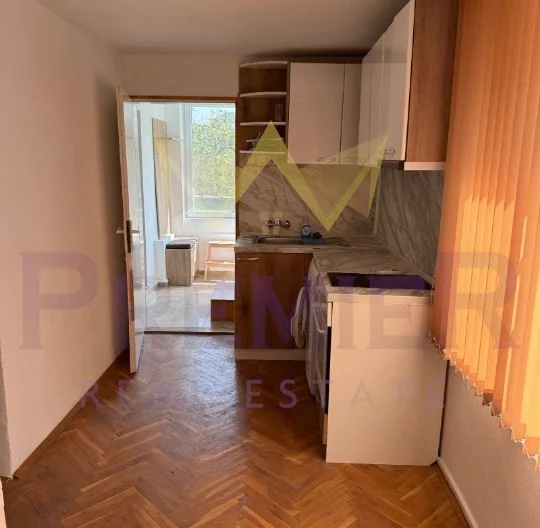 КЪЩА, М-Т СВЕТИ НИКОЛА - - снимка 3 - Имоти Премиер