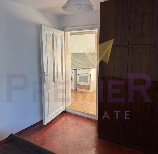 КЪЩА, М-Т СВЕТИ НИКОЛА -  - снимка 8 - Имоти Премиер