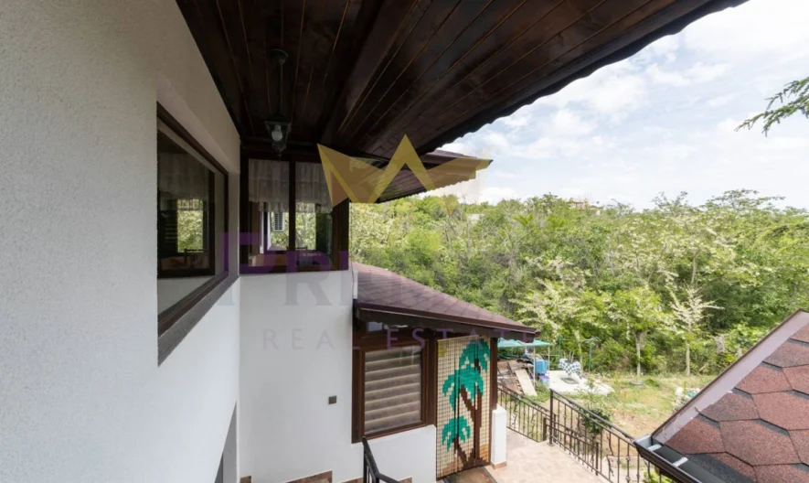 Къща м-т Траката 160кв.м -  - снимка 24 - Имоти Премиер