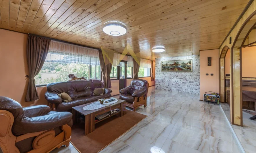 Къща м-т Траката -  - снимка 22 - Имоти Премиер