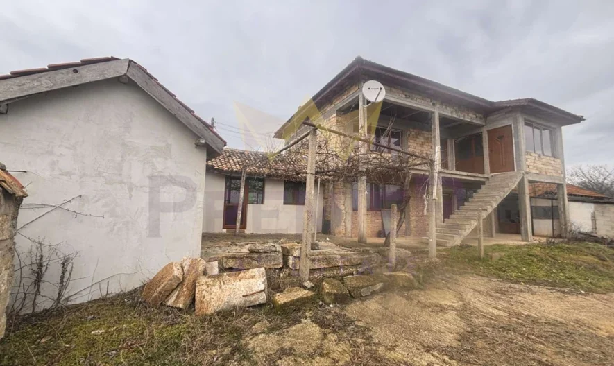 Къща на два етажа в с. Николаевка - - снимка 6 - Имоти Премиер