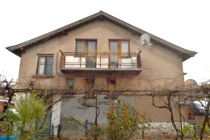 Къща на минути от София в село Световрачене - - снимка 13 - Имоти Премиер