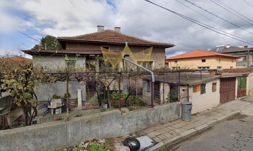 Къща на минути от София в село Световрачене - - снимка 14 - Имоти Премиер