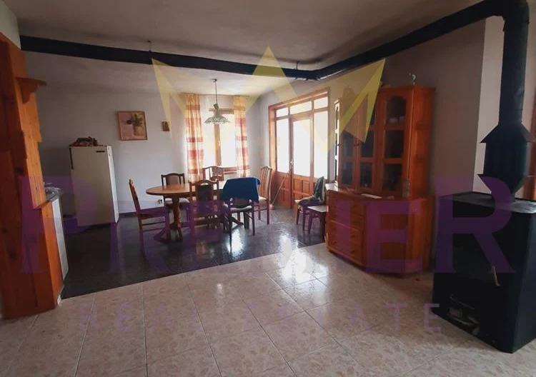 Агенция за недвижими имоти - Имоти Премиер - имот - 845672, Цена: 157900 EUR