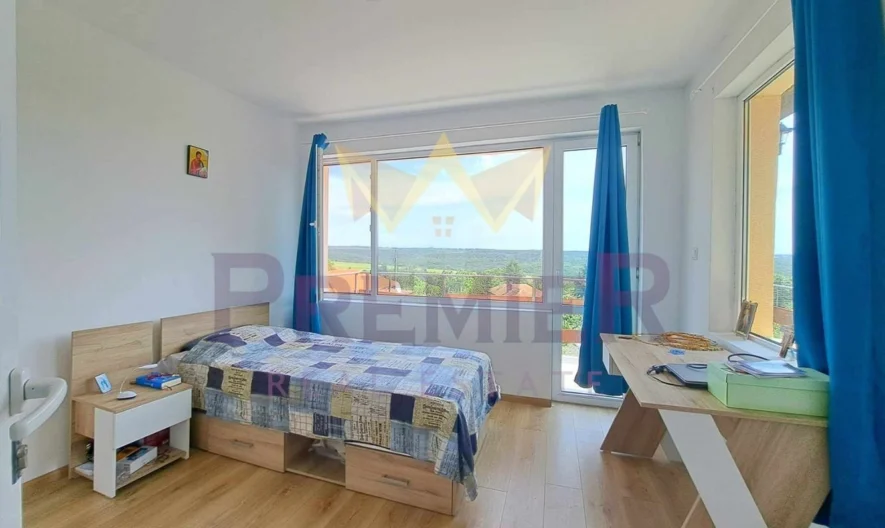 Къща на цената на тристаен 20 минути от центъра на град. Варна -  - снимка 17 - Имоти Премиер