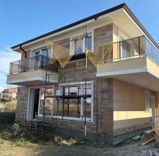 Къща Поморие - - снимка 1 - Имоти Премиер