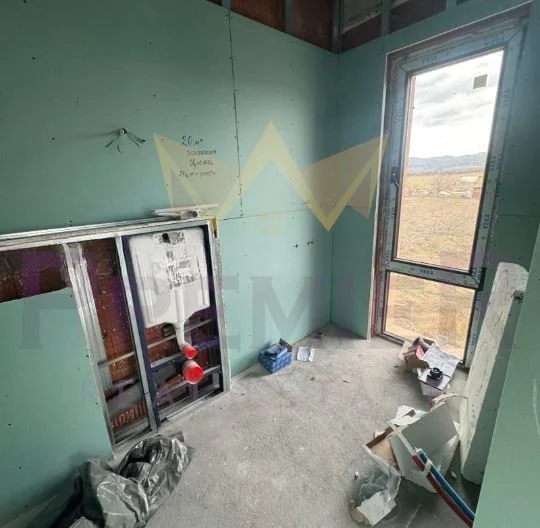 Къща пред АКТ 16 в с. Негован -  - снимка 11 - Имоти Премиер