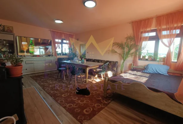 Агенция за недвижими имоти - Имоти Премиер - имот - 1081902, Цена: 180000 EUR