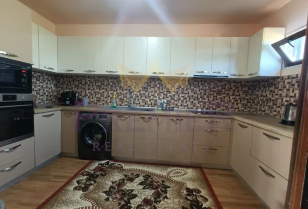 Агенция за недвижими имоти - Имоти Премиер - имот - 1081902, Цена: 180000 EUR