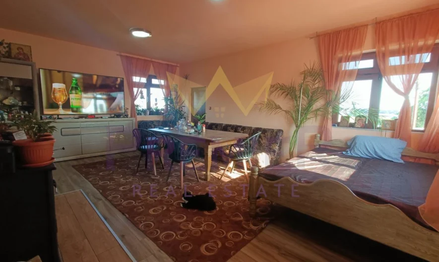 Къща с 180° панорамна гледка към язовир, на 5 мин. от Меден рудник - - снимка 2 - Имоти Премиер