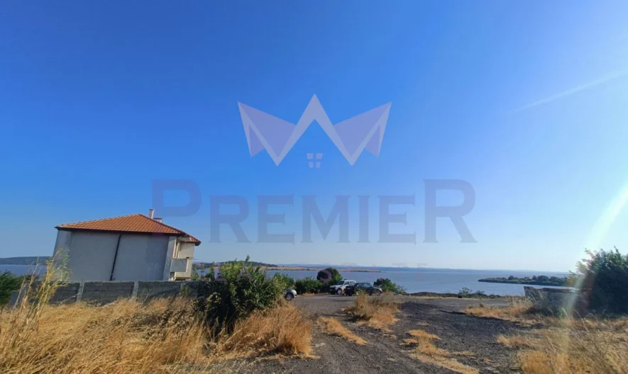 Къща с 180° панорамна гледка към язовир, на 5 мин. от Меден рудник - - снимка 23 - Имоти Премиер