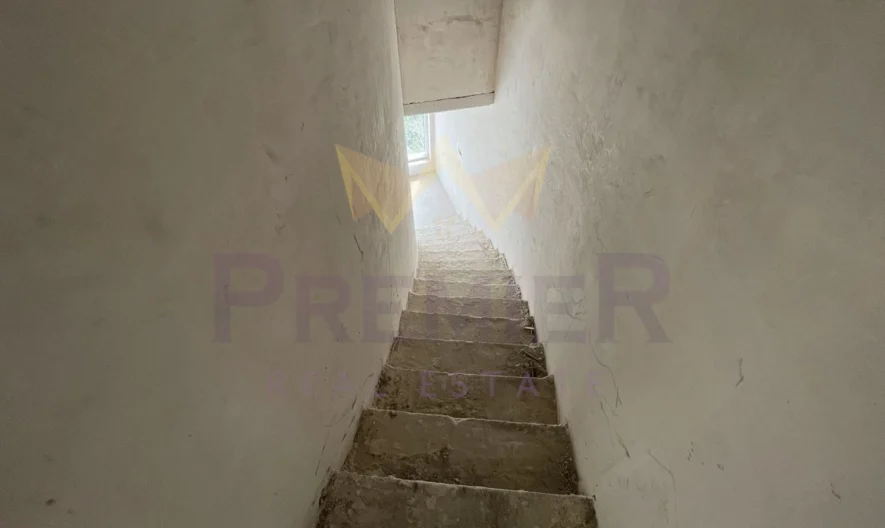 Къща с 4 спални м-т Добрева Чешма -  - снимка 12 - Имоти Премиер