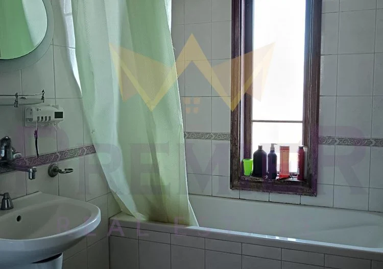 Къща с басейн  в с.Куманово, обл. Варна -  - снимка 22 - Имоти Премиер