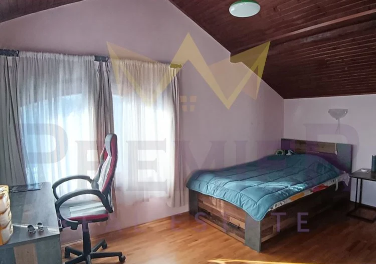 Къща с басейн  в с.Куманово, обл. Варна -  - снимка 26 - Имоти Премиер