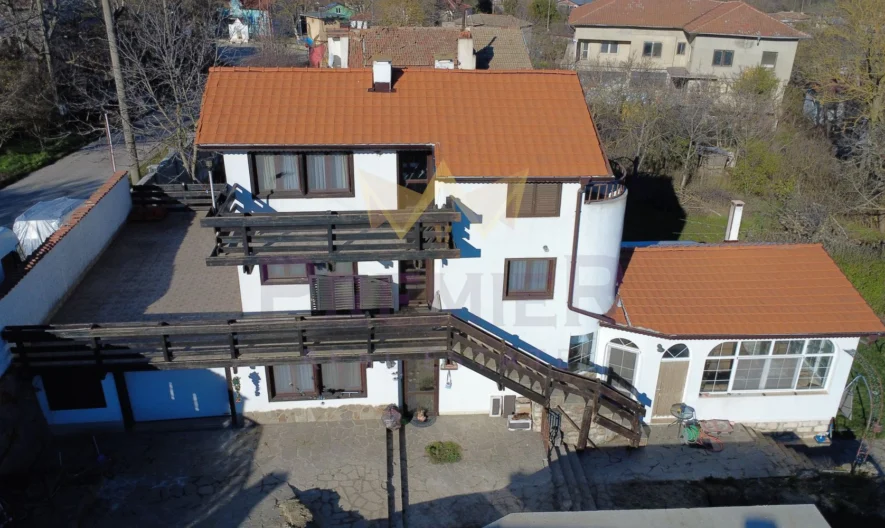 Къща с басейн  в с.Куманово, обл. Варна -  - снимка 6 - Имоти Премиер