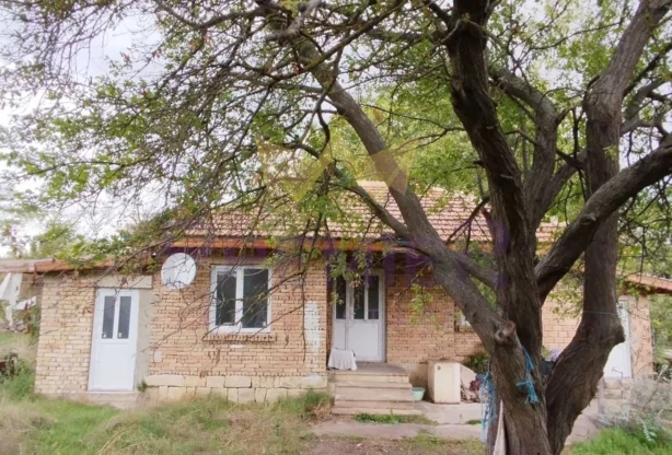 Агенция за недвижими имоти - Имоти Премиер - имот - 1240645, Цена: 30000 EUR