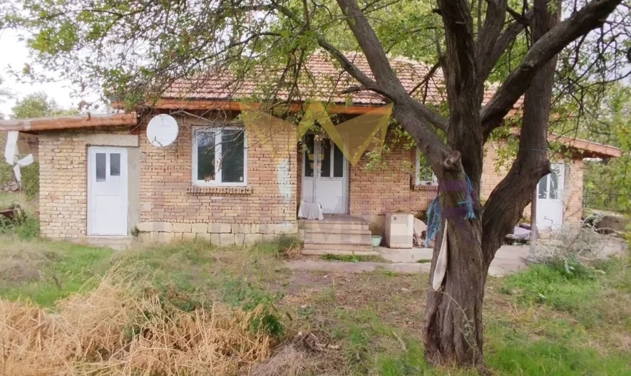 Къща с. Белоградец, обл. Варна - - снимка 3 - Имоти Премиер