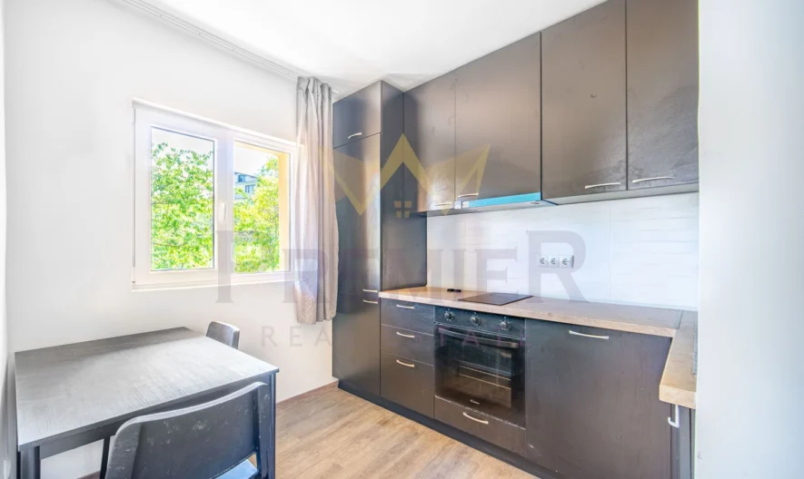 Къща с четири самостоятелни жилища, двор и паркоместа в кв. Виница, ул. Кастрица. -  - снимка 6 - Имоти Премиер