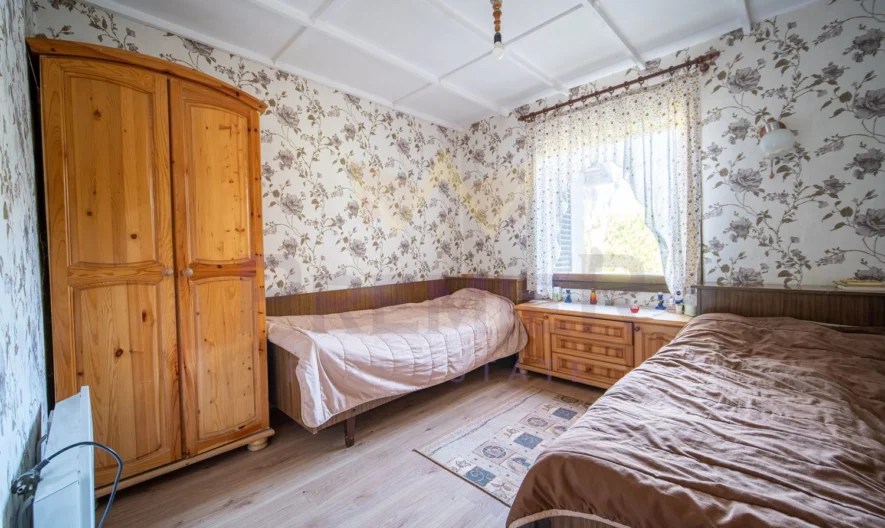 🌿 КЪЩА С ДУША В С. ДОЛИЩЕ | 1300 кв.м ДВОР | 210 кв.м РЗП -  - снимка 9 - Имоти Премиер