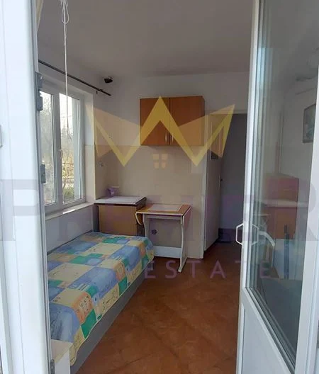 КЪЩА С ДВА ЕТАЖА, ГАРАЖ И САМОСТОЯТЕЛНО СТУДИО В АЙТОС -  - снимка 16 - Имоти Премиер