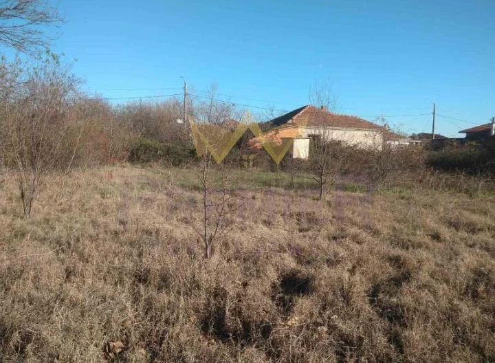 Къща с голям двор в кв. Каменар, община Поморие -  - снимка 2 - Имоти Премиер