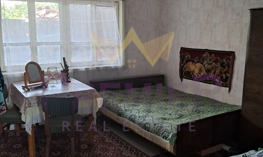 Къща с голям потенциал в село Устрем, община Тополовград -  - снимка 7 - Имоти Премиер