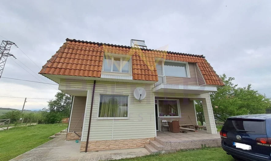 Къща с. Гроздьово, обл. Варна - - снимка 1 - Имоти Премиер