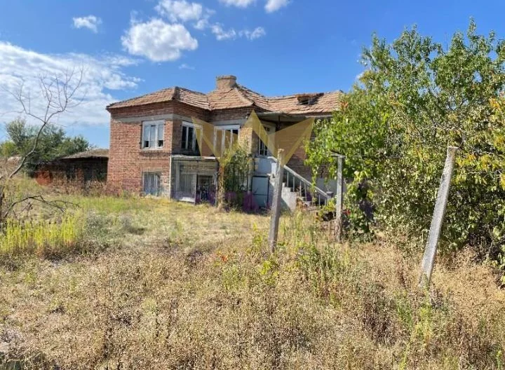 Къща , с. Караманите, обл. Варна -  - снимка 1 - Имоти Премиер