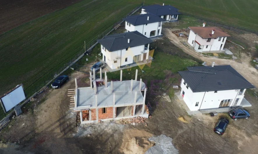 Къща с. Кичево, обл. Варна -  - снимка 3 - Имоти Премиер