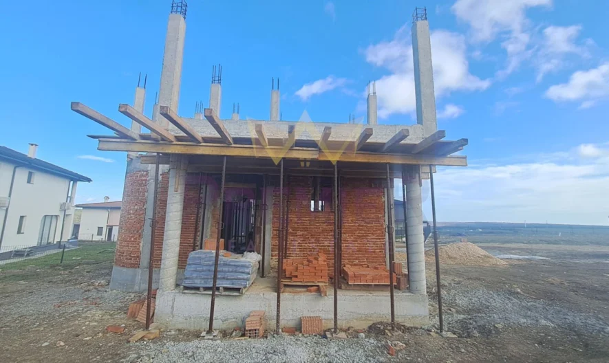 Къща с. Кичево, обл. Варна -  - снимка 7 - Имоти Премиер