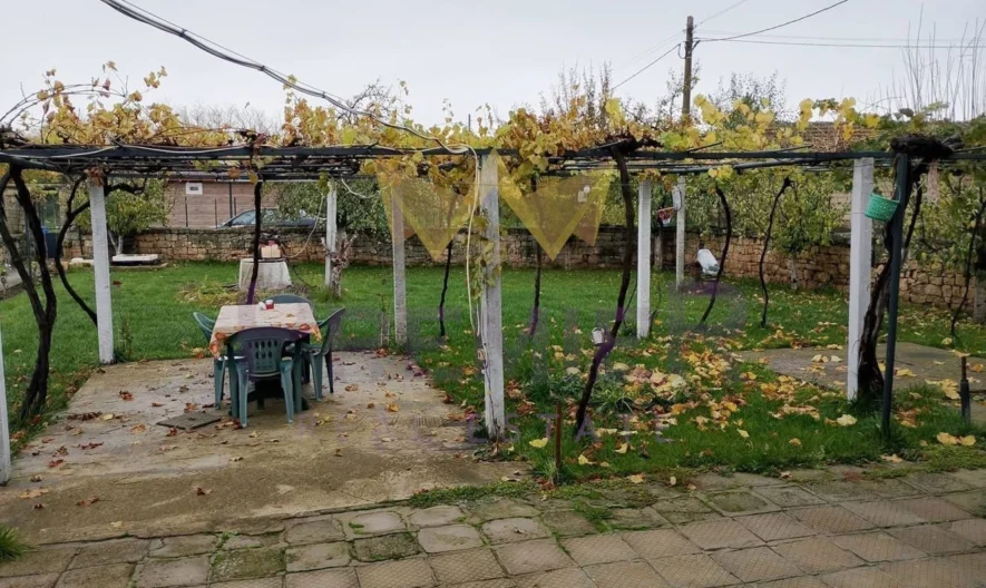 Къща с. Млада гвардия, обл. Варна -  - снимка 10 - Имоти Премиер