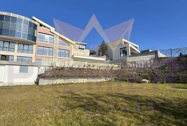 Агенция за недвижими имоти - Имоти Премиер - имот - 972794, Цена: 750000 EUR