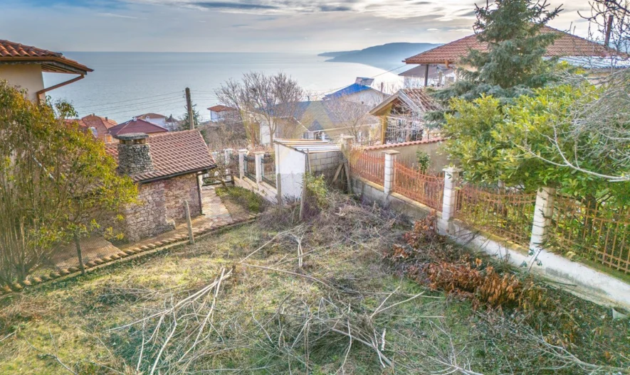 Къща с морска панорама в гр. Балчик – ТОП локация с гледка към Албена! -  - снимка 6 - Имоти Премиер