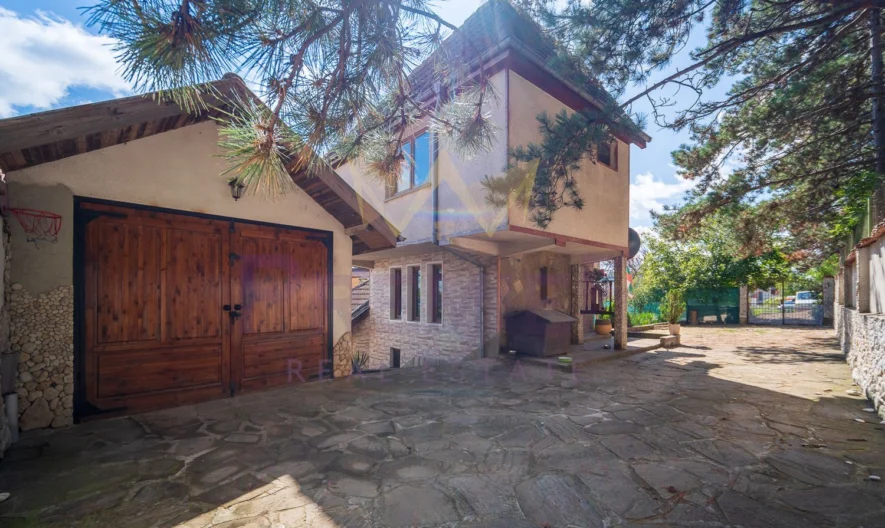 Къща с морска панорама в кв. Виница -  - снимка 45 - Имоти Премиер