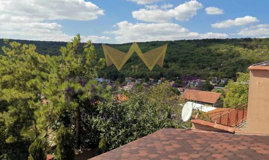 Къща с невероятна морска панорама към плажовете на Албена -  - снимка 14 - Имоти Премиер