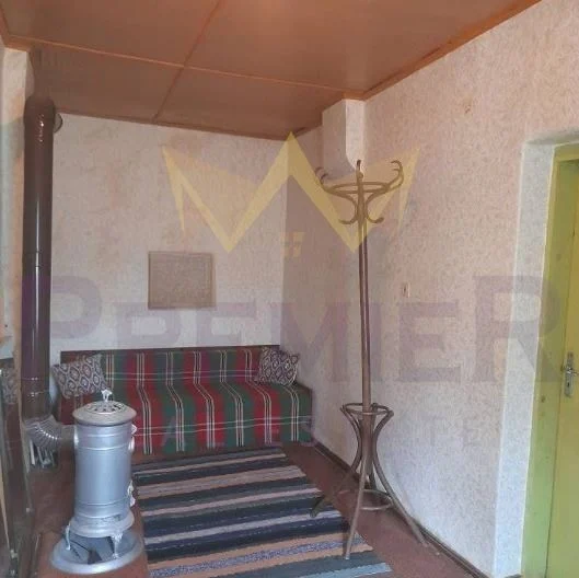 Къща с просторен двор и отлична локация в с. Разделна, обл. Варна - - снимка 8 - Имоти Премиер